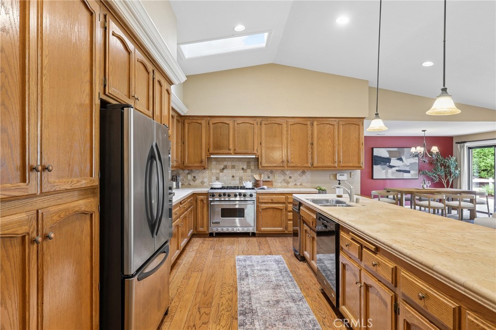 885 Ten Oaks Way