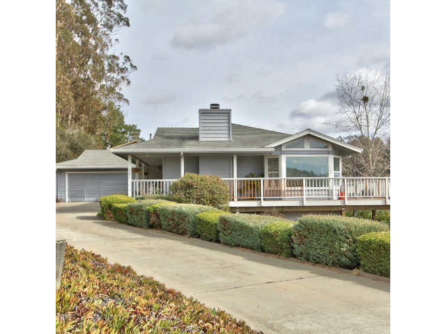301 KAREN Court