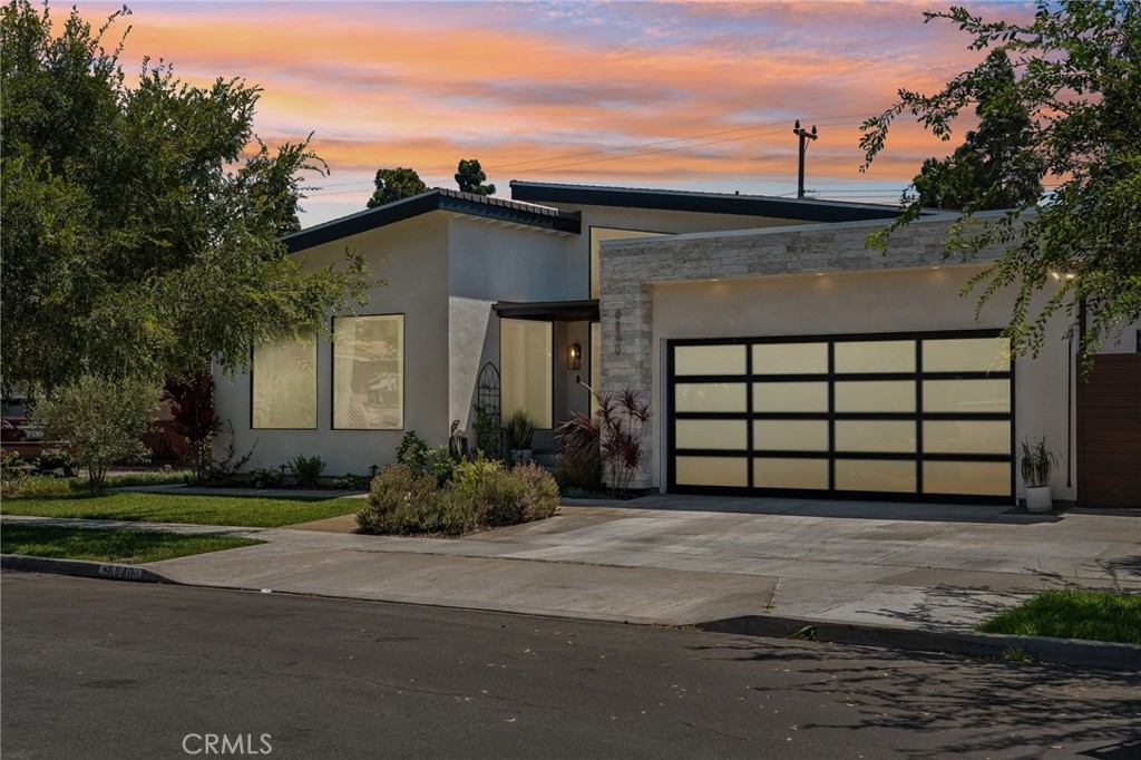 6840 E 10th Street
