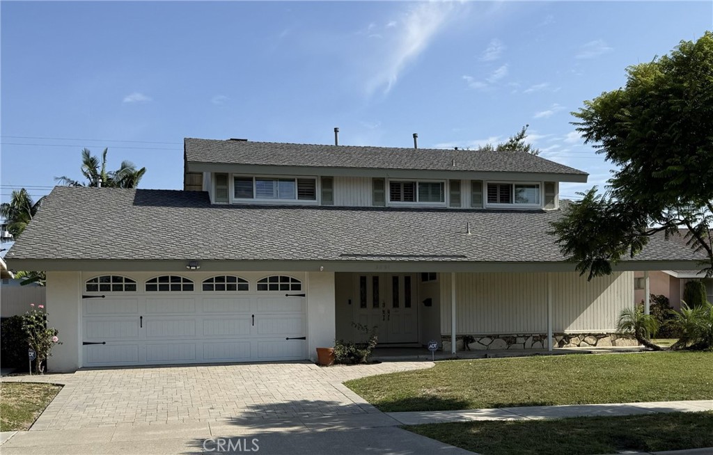 5081 Loyola Avenue