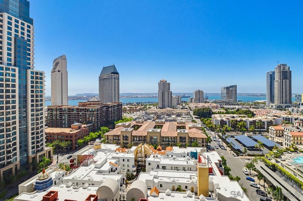 645 Front Street 1806