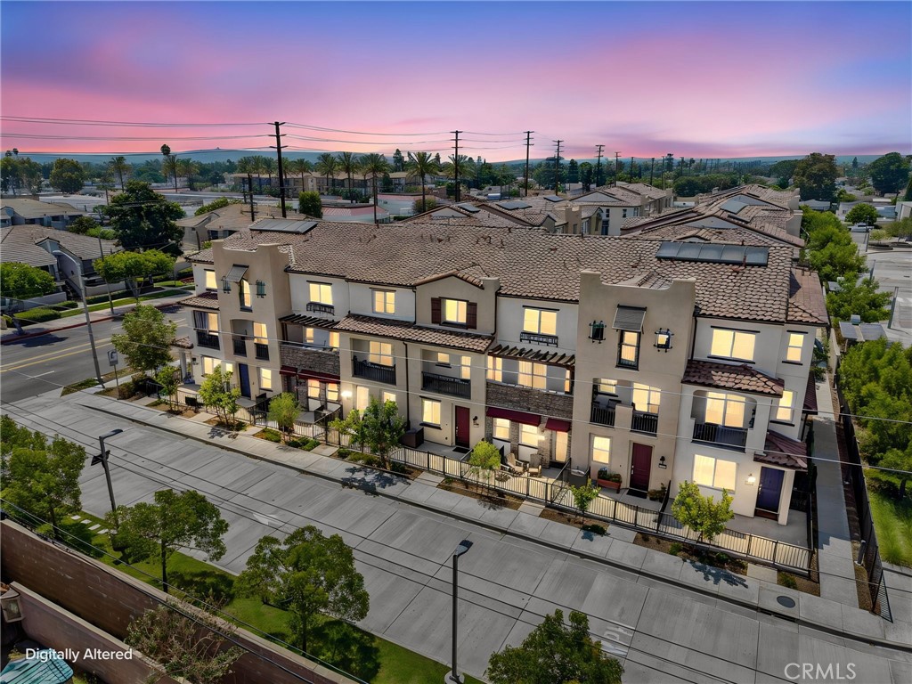1112 Cardinal Way