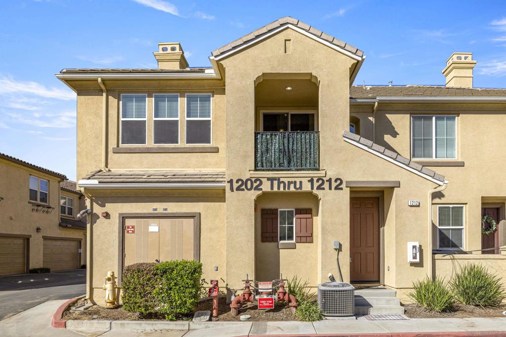 1800 E Lakeshore 1212