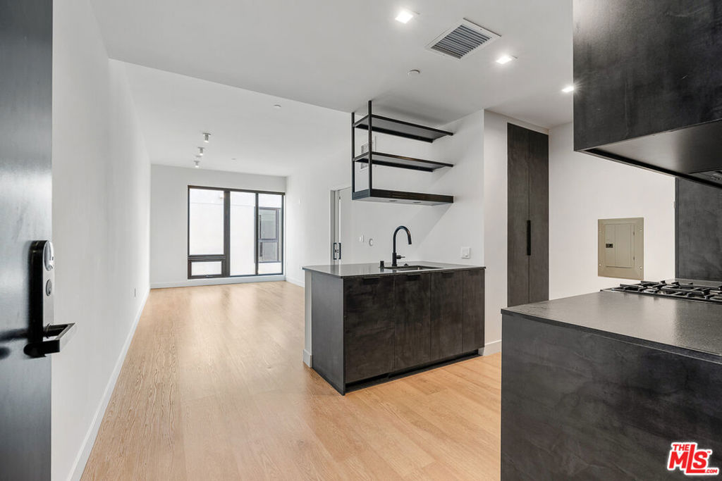 10700 Tabor Street 521