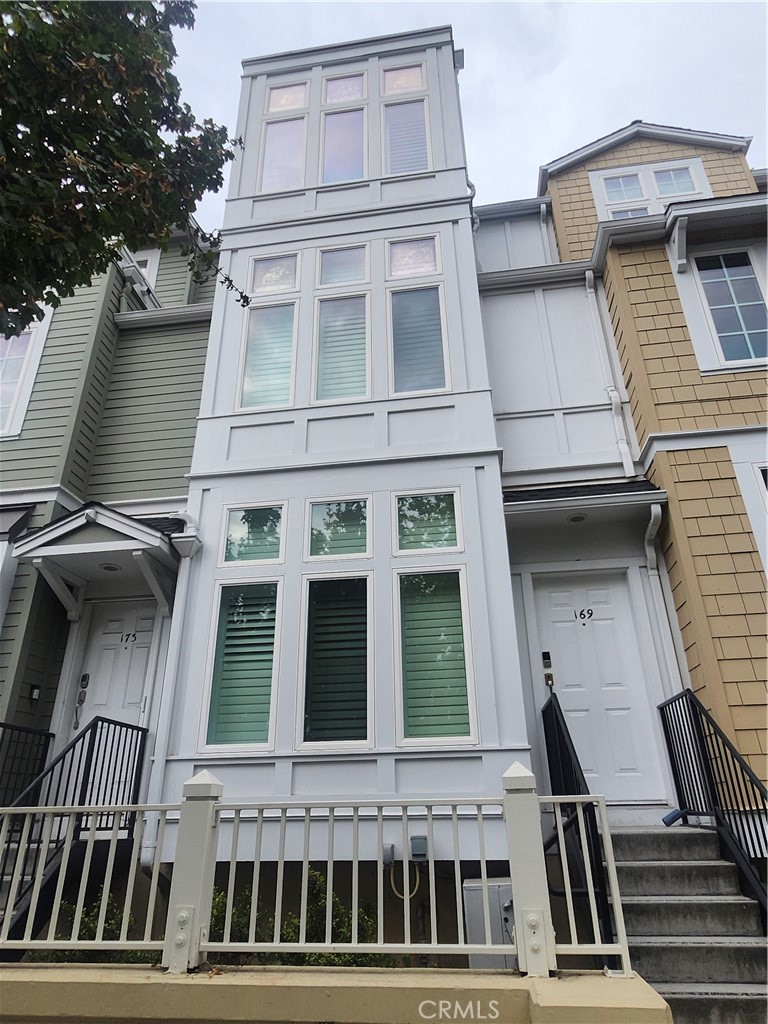 169 Laurel Grove