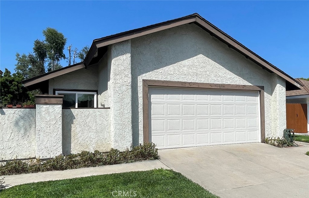 26501 Briarwood