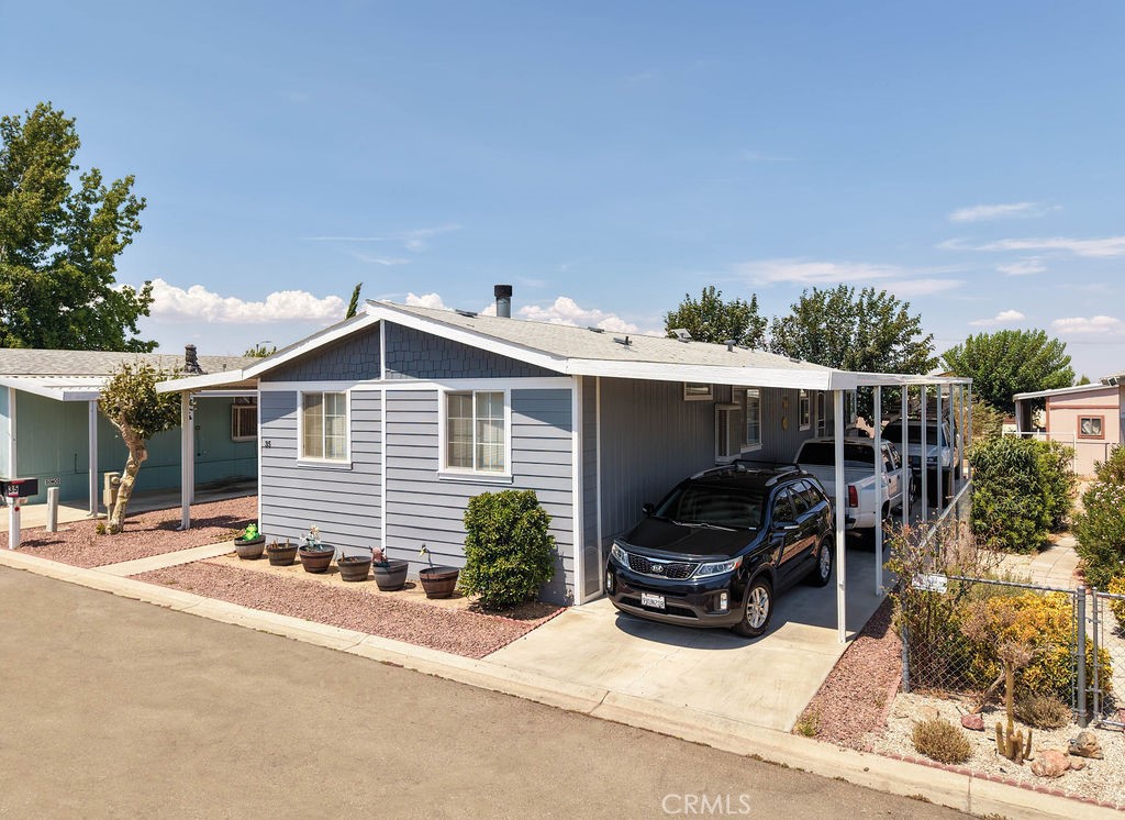 9161 Santa Fe E Avenue 35