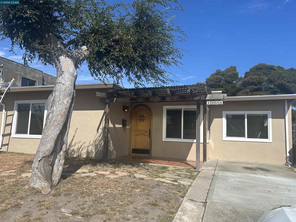 1075 Rachel Rd