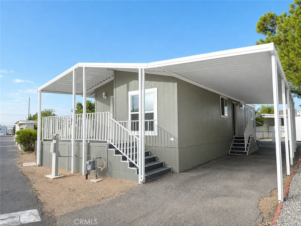 22601 Bear Valley Road 33