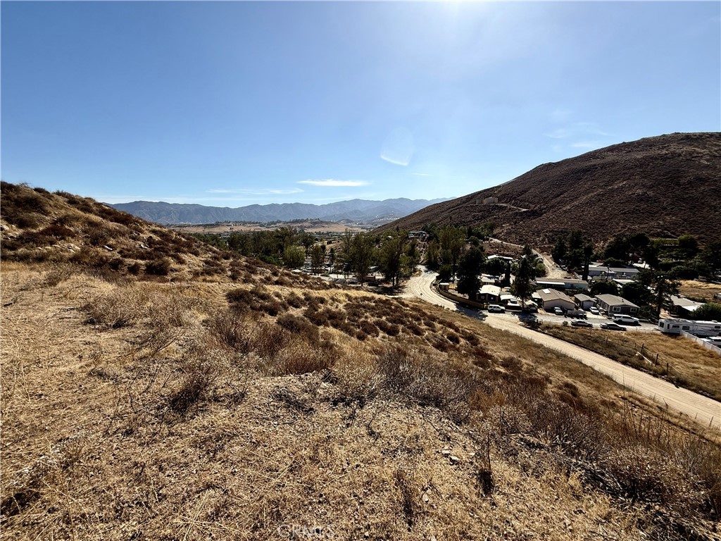 1 EL TORO Road