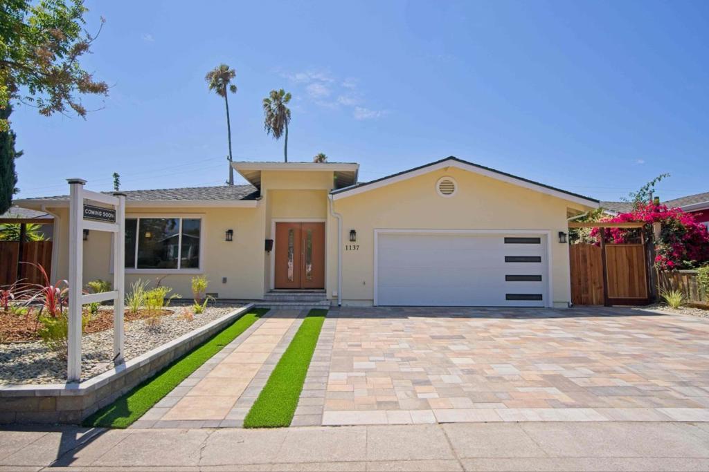 1137 Champagne Lane
