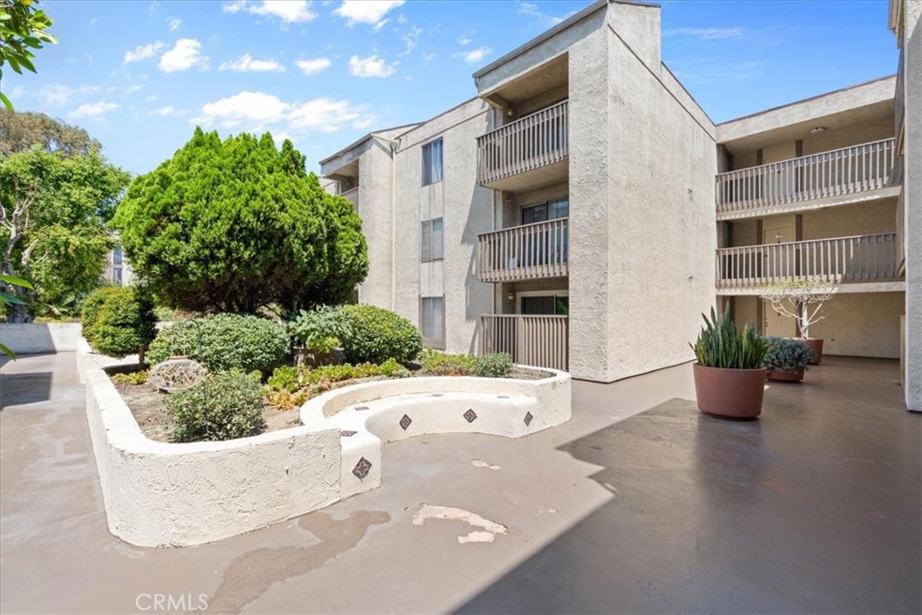 1610 Neil Armstrong Street 313