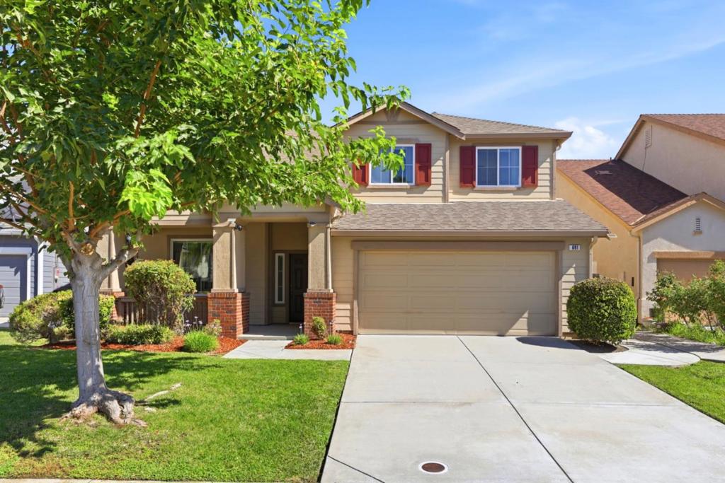 691 Tulare Court