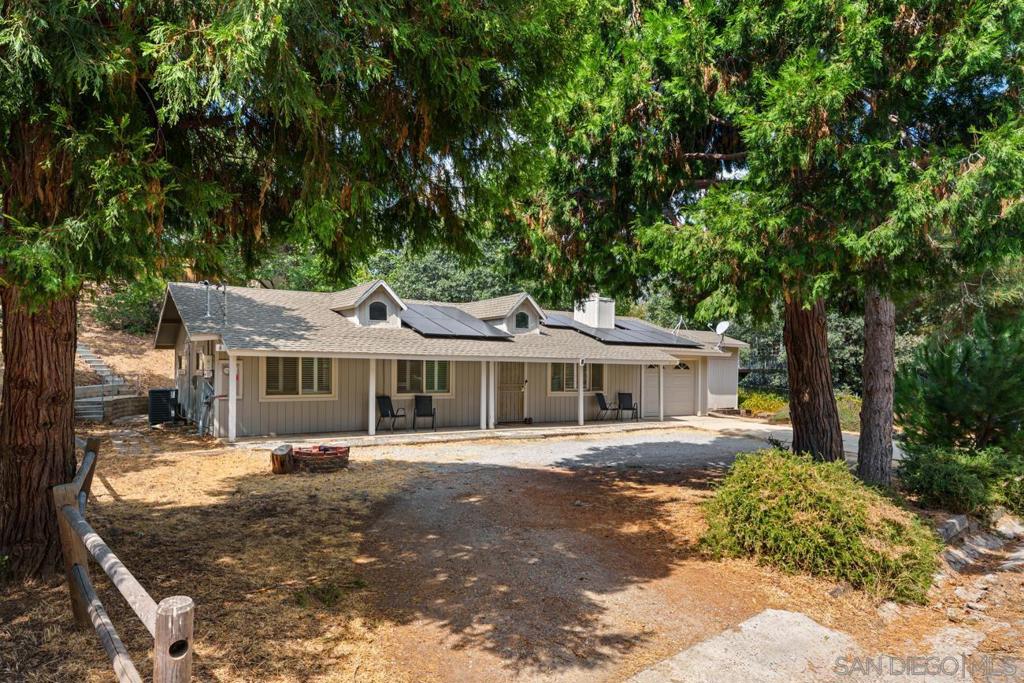 3004 Pine Crest