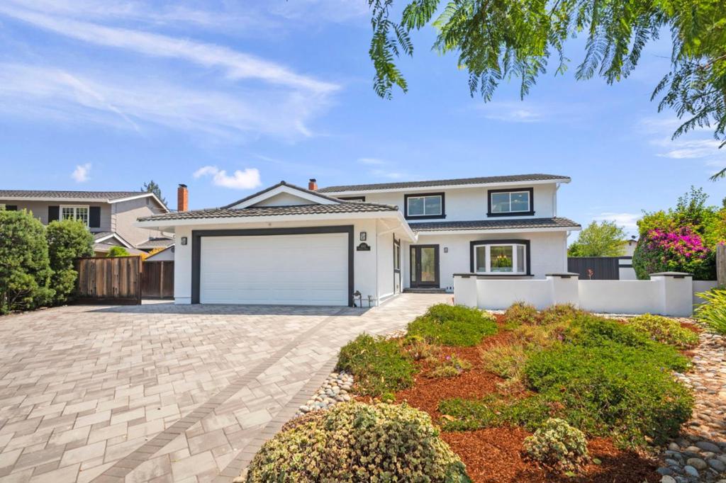 1092 Fuchsia Drive