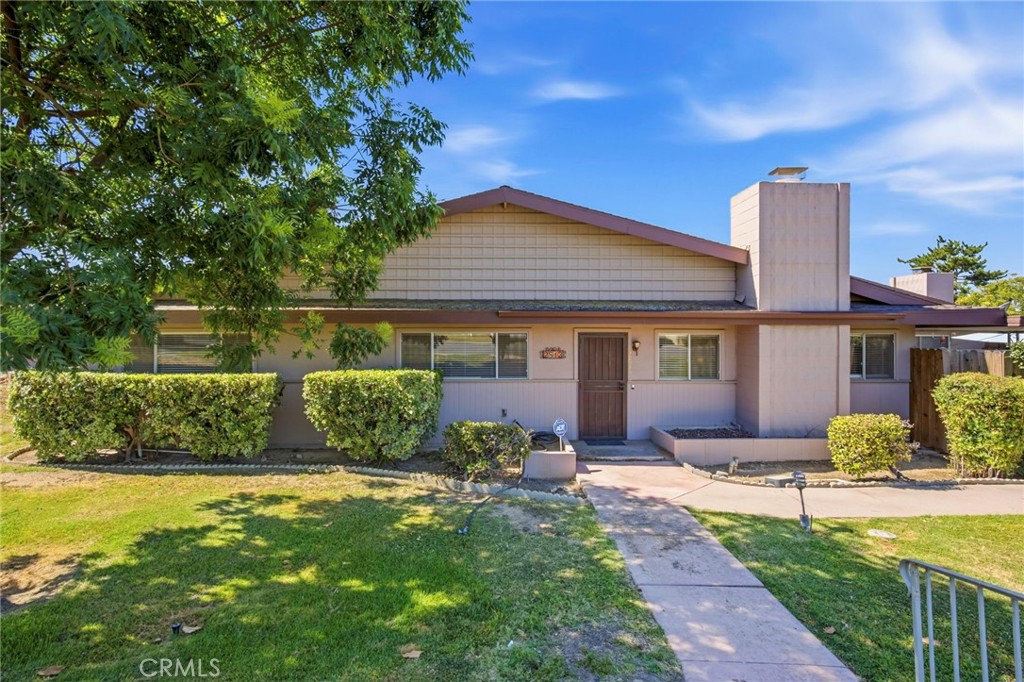 2813 Summit Circle