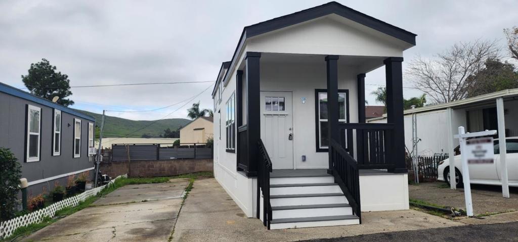 1121 Orcutt Road 24
