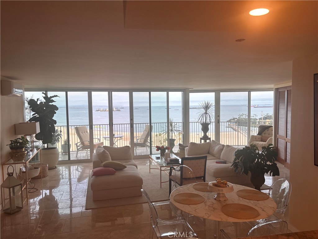 700 E Ocean 2205