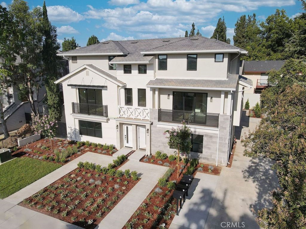1025 La Cadena Avenue C