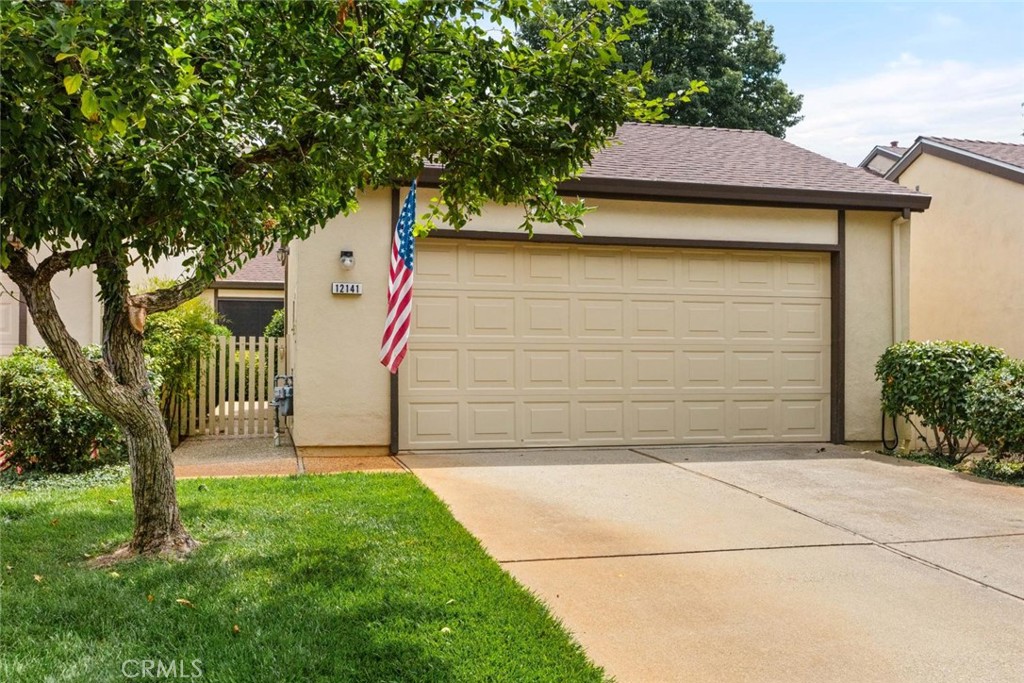 12141 S Stoneridge Circle