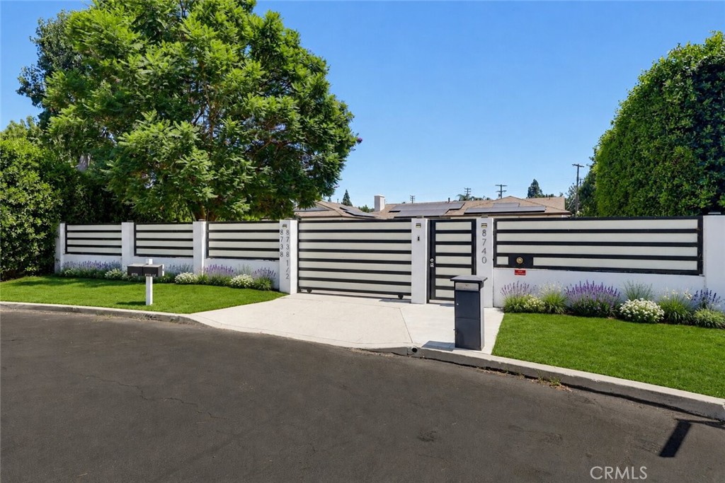 8740 Paso Robles