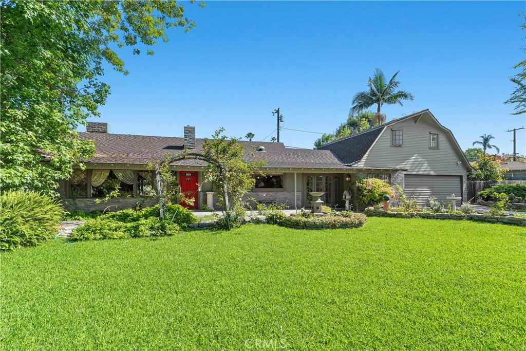 919 W Sharon
