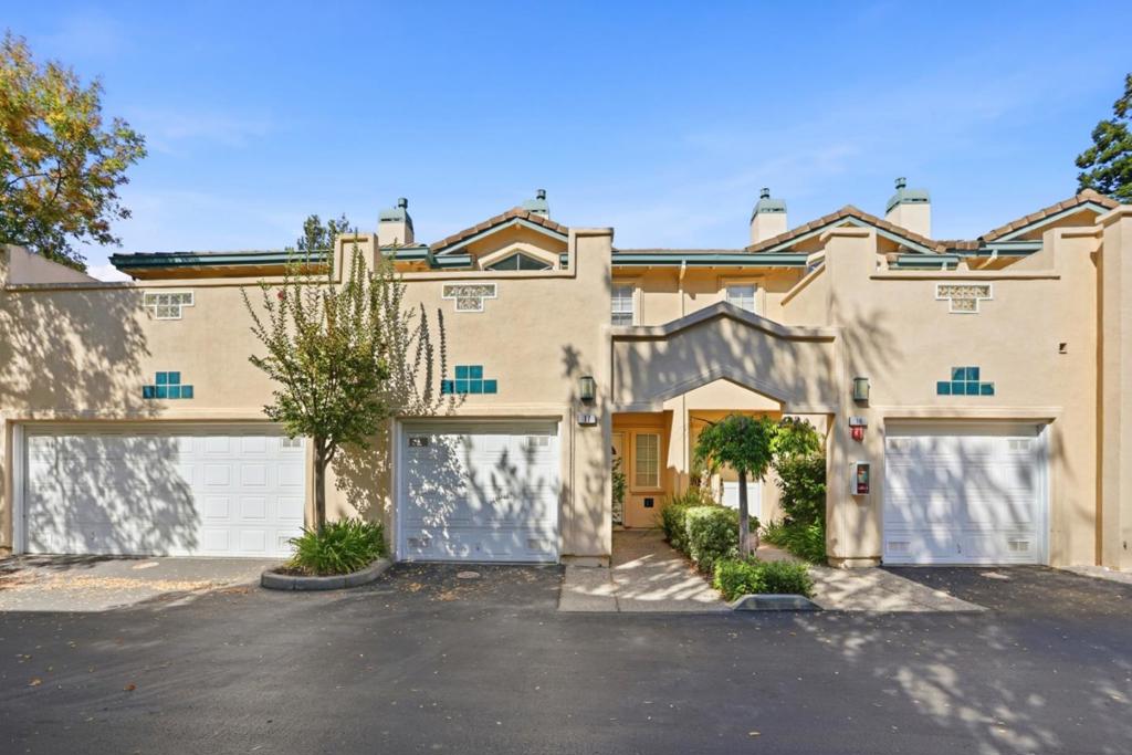 4173 El Camino Real 17