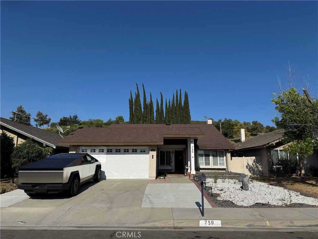 750 Lincoln Avenue