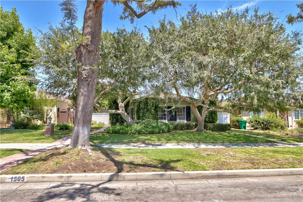 1505 E Armando Drive