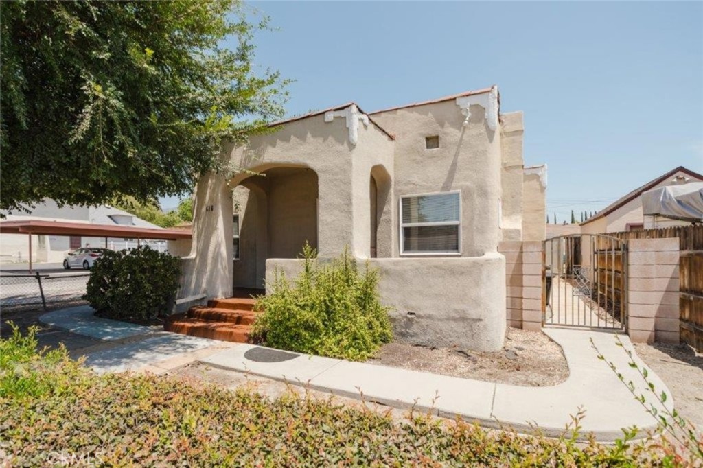 616 S Canyon
