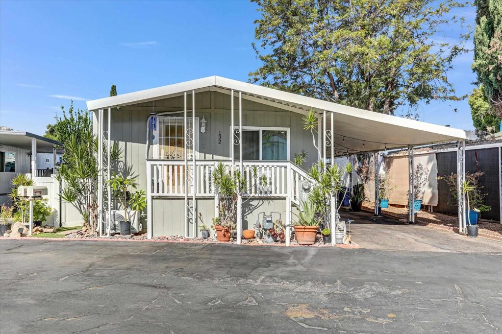 351 E Bradley Avenue 132