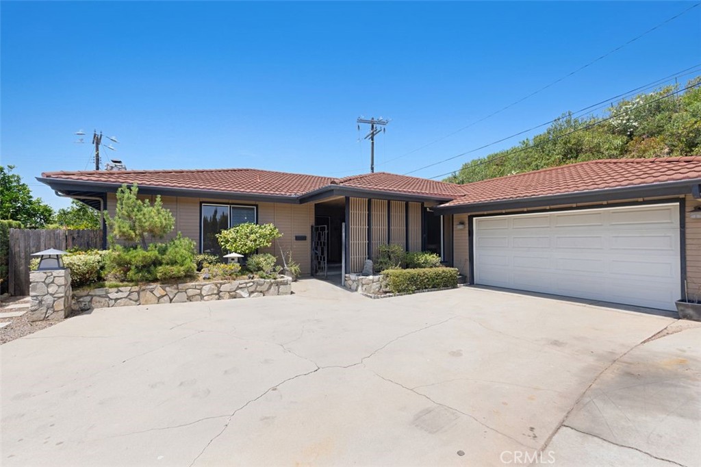 13675 Sycamore Drive