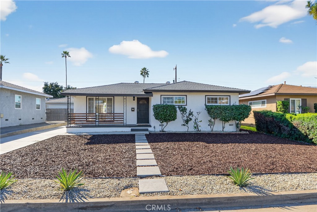 16682 E Greenhaven