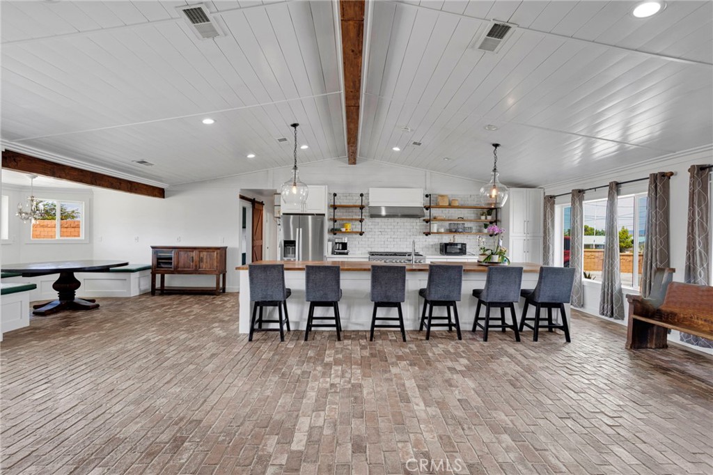18266 Manzanita