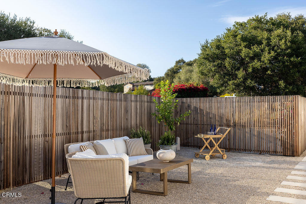 1170 Veronica Springs Road