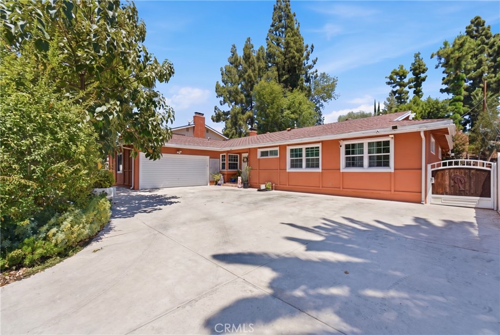 8416 Fable Avenue