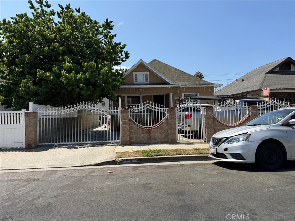 1182 Rolland Curtis Place