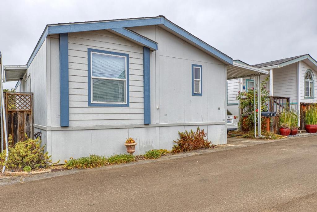 100 N Rodeo Gulch Road 63