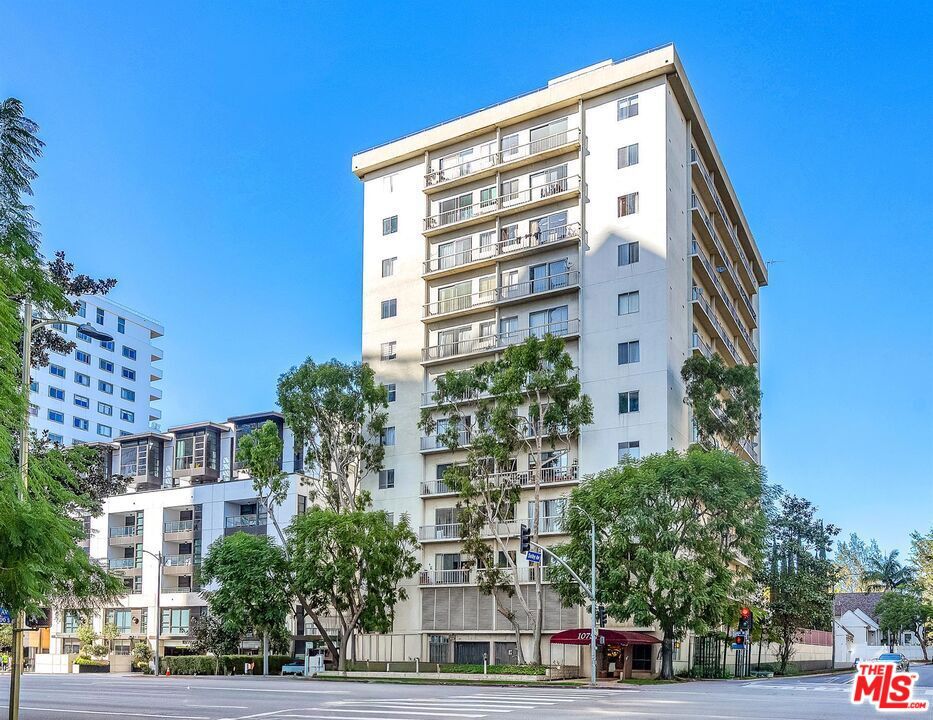 10751 Wilshire Boulevard 909