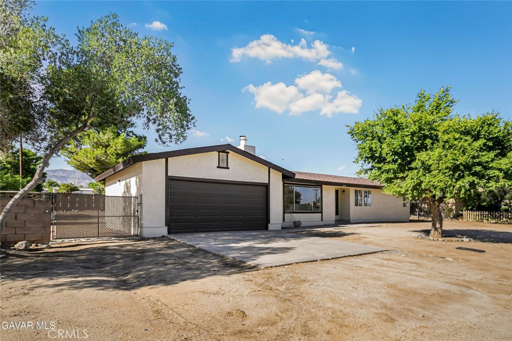 13116 E East Avenue W10