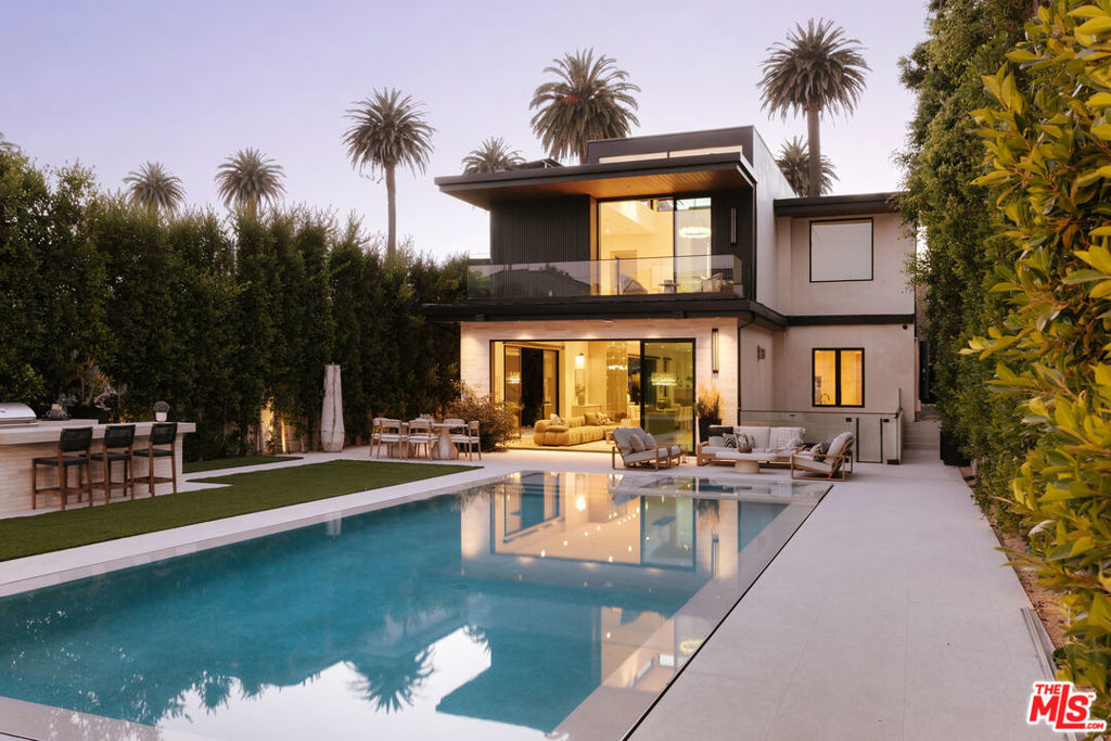 528 Marguerita Avenue
