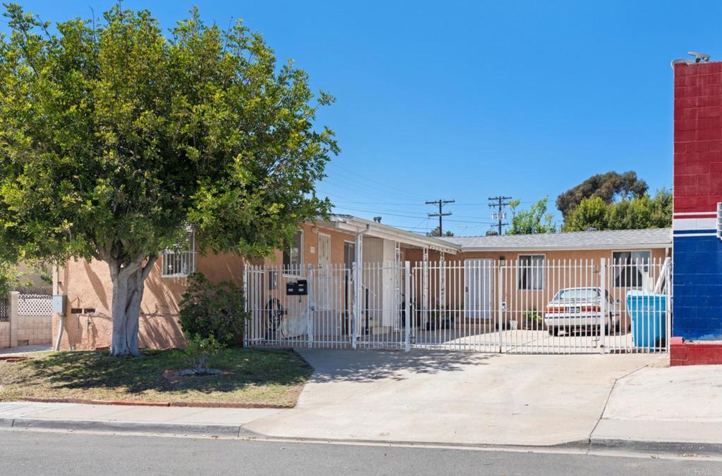4728 , 4730 Myrtle Avenue