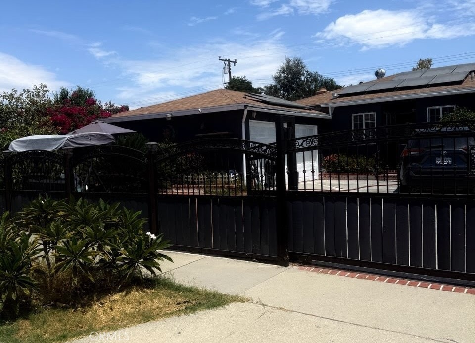 3914 Hornbrook