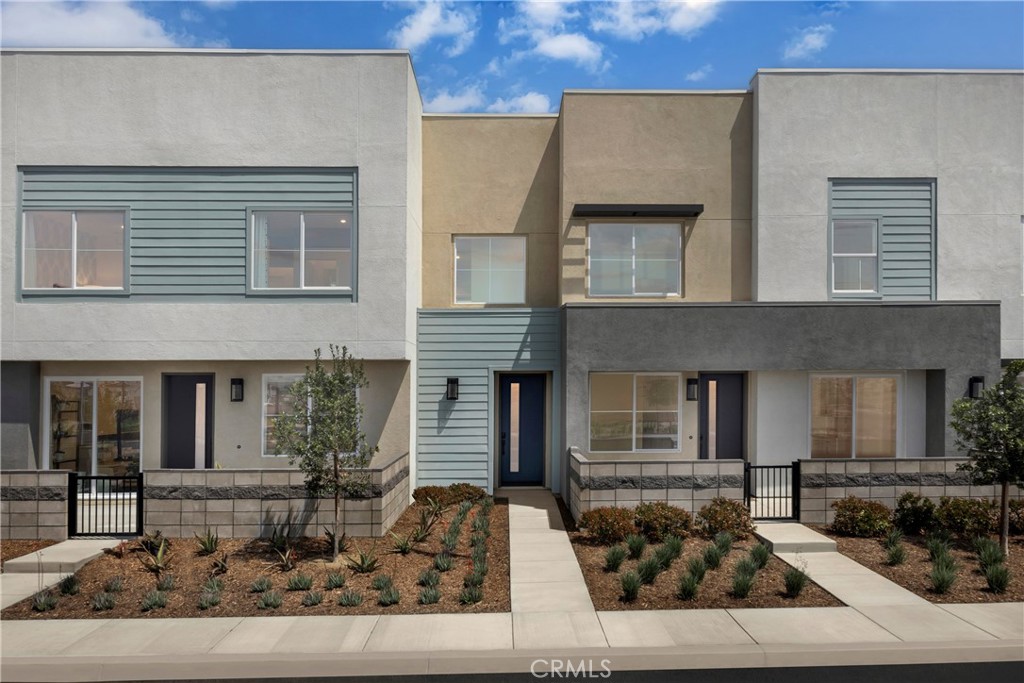 3681 S. Eichler Paseo 7