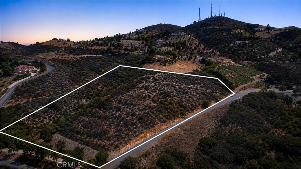 3104 Red Mountain Heights Drive