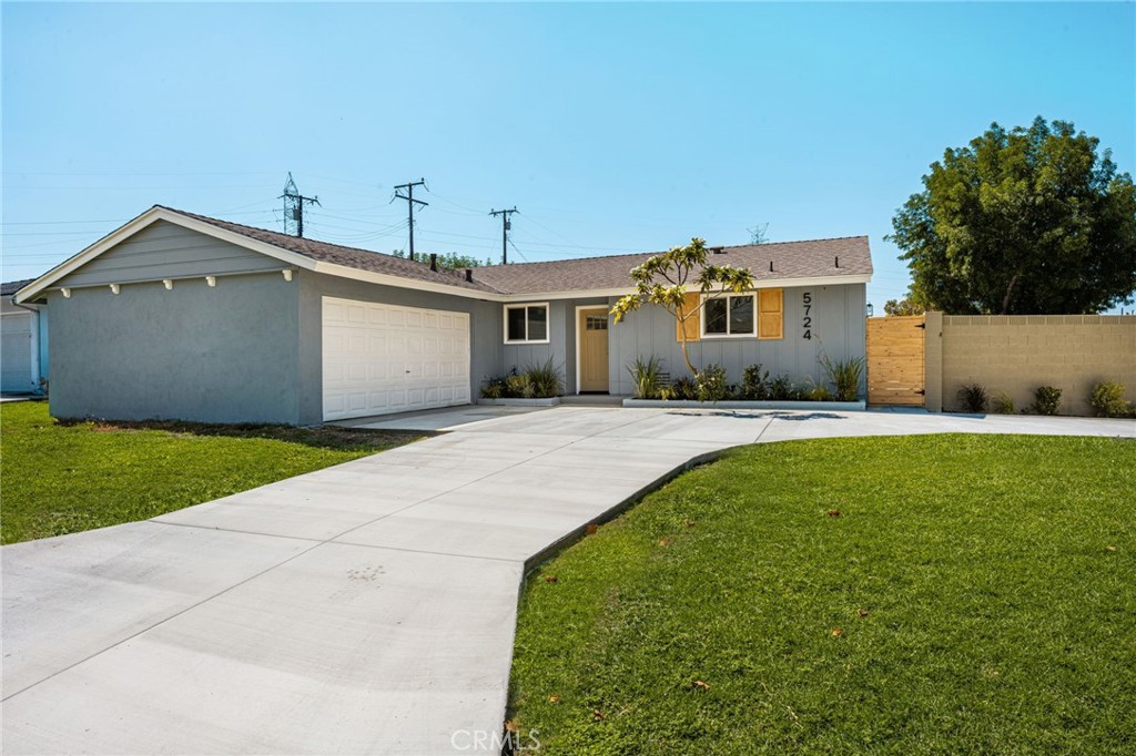 5724 N Galanto