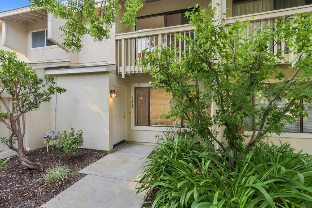 1203 Crescent Terrace