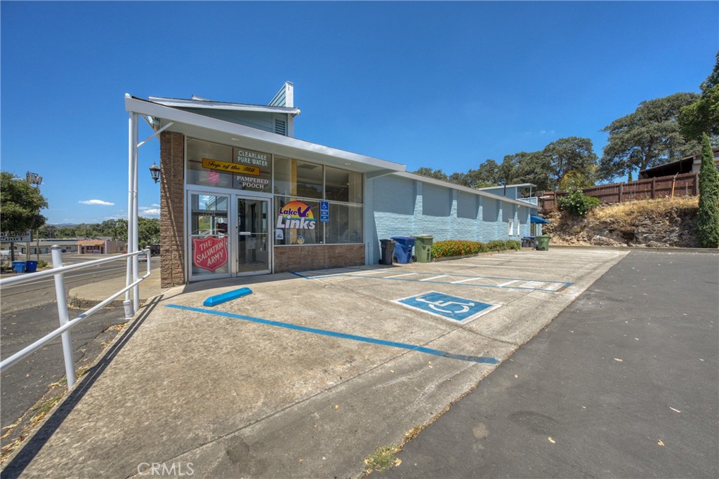 14420 Lakeshore Drive