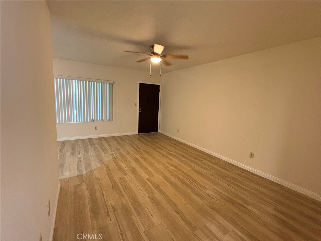 1330 W Lambert 125