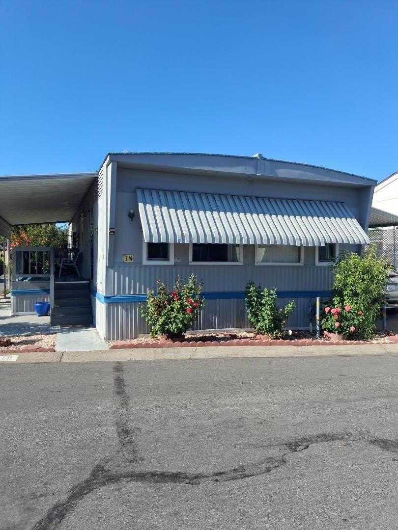 2150 Almaden Road 18